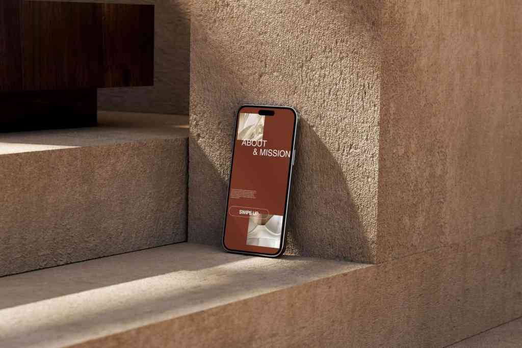 Laura iPhone Mockup 06