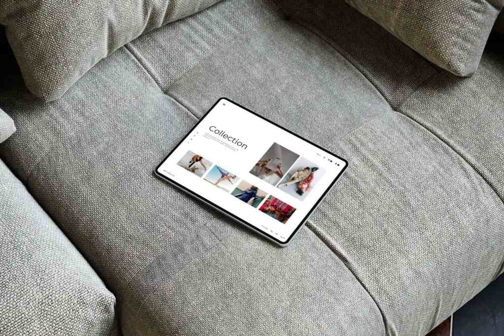 Vela iPad Pro Mockup